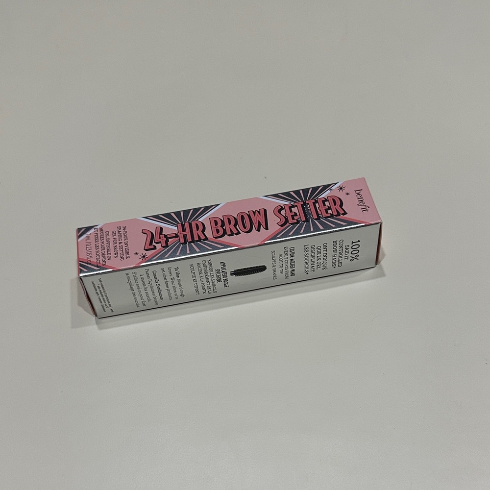 Benefit Pink 24-HR Brow Setter